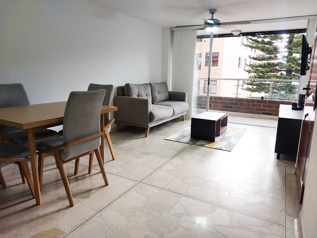Apartamento en arriendo Antioquia Envigado El Portal 106 m2 Habitaciones 3 Baños 2 Garajes 2 Precio $3600000