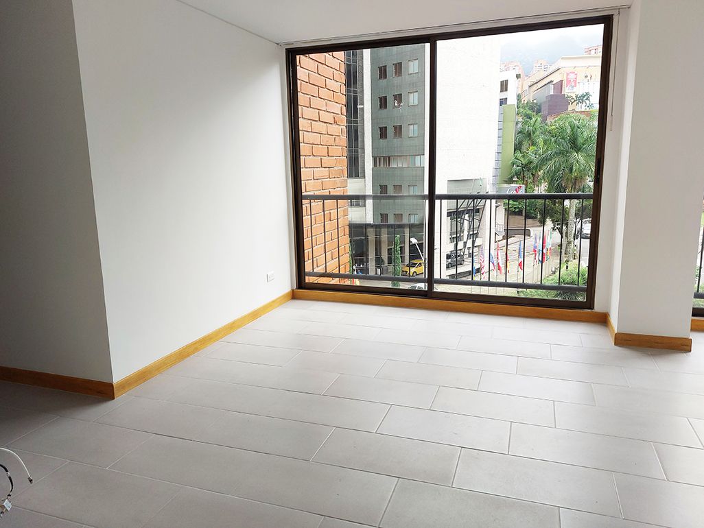 Apartamento en arriendo Antioquia Medellín La Aguacatala 87 m2 Habitaciones 3 Baños 2 Garajes 2 Precio $2900000