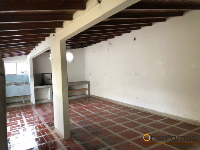 Bodega en arriendo Antioquia Medellín Gerona 90 m2 Habitaciones 0 Baños 1 Garajes 0 Precio $4200000