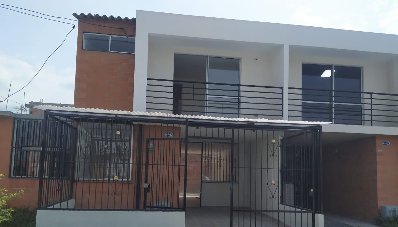 Casa en arriendo Valle Del Cauca Palmira Quintas Paraiso Malibu 98 m2 Habitaciones 3 Baños 4 Garajes 2 Precio $1500000