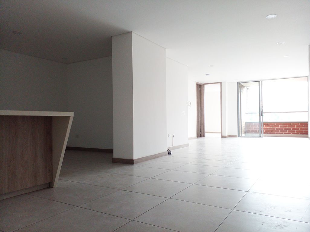 Apartamento en arriendo Antioquia Envigado Quintas De Zuñiga 132 m2 Habitaciones 3 Baños 6 Garajes 3 Precio $3900000