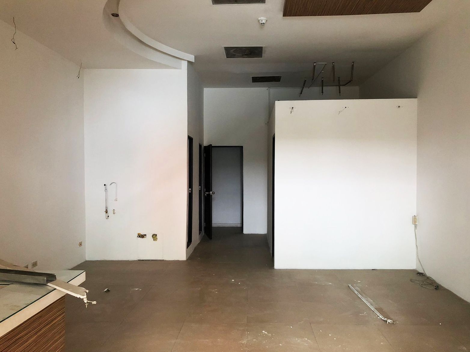 Local en arriendo o venta Antioquia Medellín San Diego 68 m2 Habitaciones 0 Baños 0 Garajes 1 Precio venta $950000000 Precio arriendo $5800000