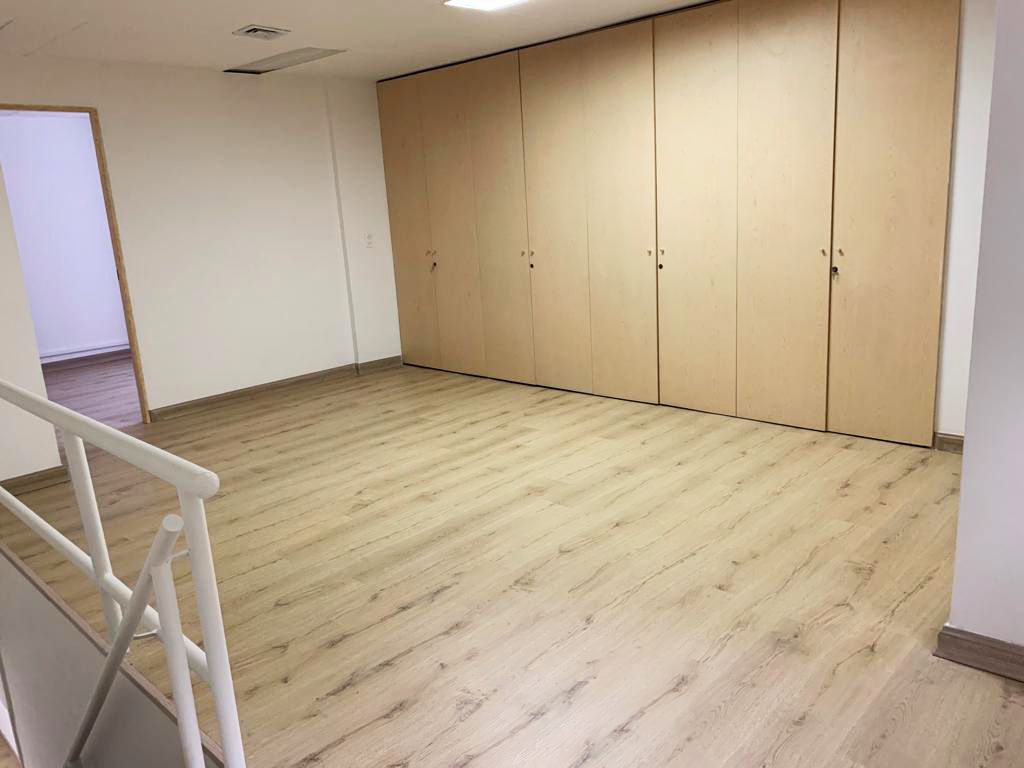 Consultorio en arriendo Antioquia Medellín Patio Bonito 80 m2 Habitaciones 0 Baños 0 Garajes 2 Precio $6900000