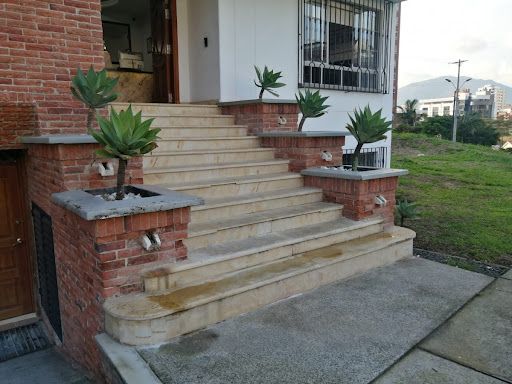 Casa en venta Risaralda Pereira La Julita 770 m2 Habitaciones 14 Baños 29 Garajes 2 Precio $2500000000