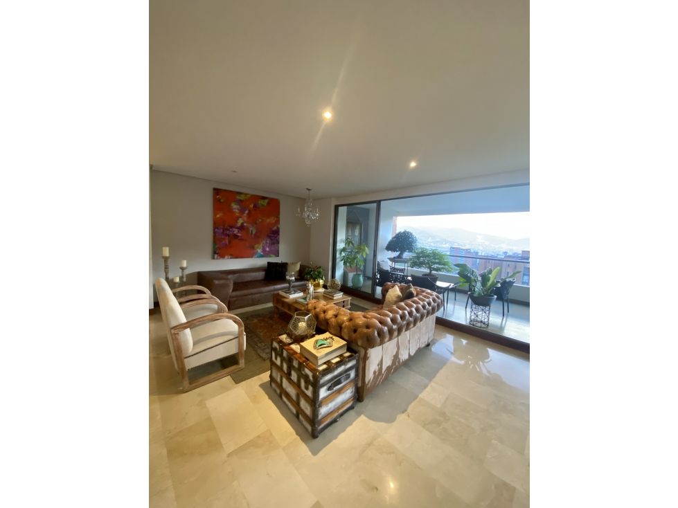 Apartamento en venta Antioquia Medellín Corazon De Jesus 305 m2 Habitaciones 3 Baños 8 Garajes 4 Precio $1600000000