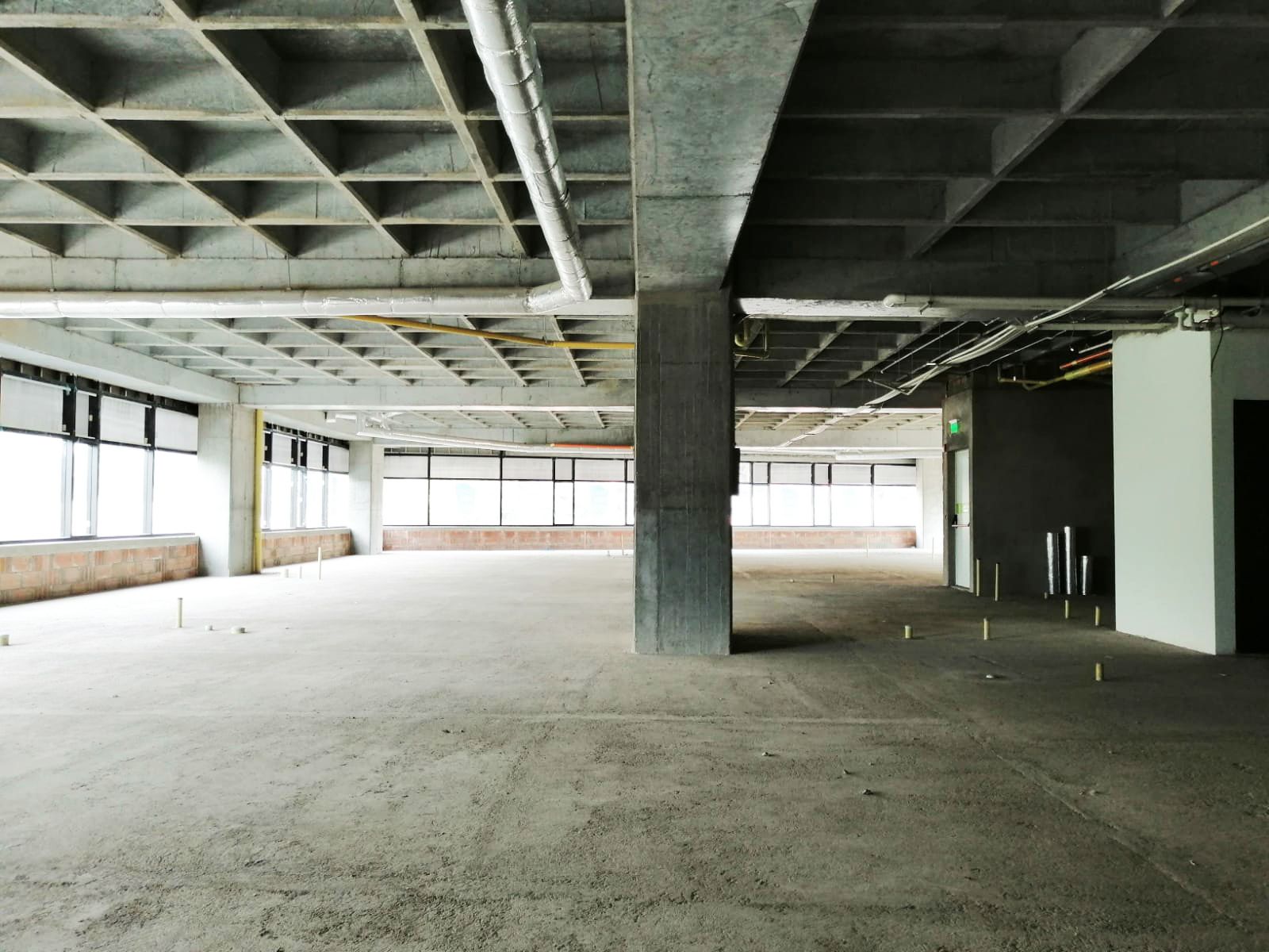 Oficina en arriendo o venta Antioquia Medellín Corazon De Jesus 510 m2 Habitaciones 0 Baños 10 Garajes 10 Precio venta $4600000000 Precio arriendo $39250000