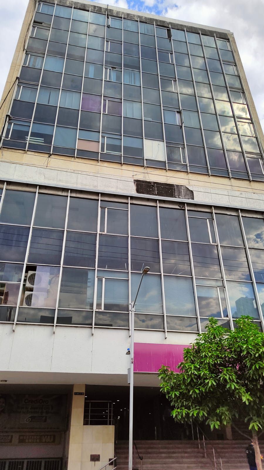 Oficina en venta Norte De Santander Cúcuta Sevilla 152 m2 Habitaciones 0 Baños 1 Garajes 2 Precio $333100000