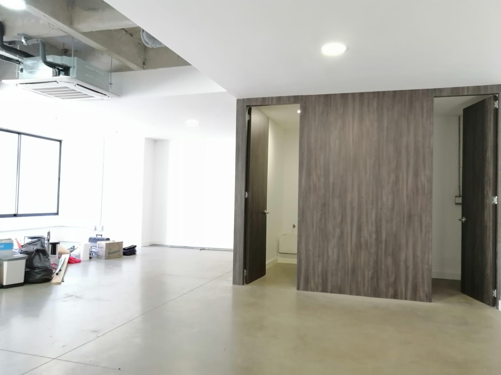 Oficina en arriendo o venta Antioquia Medellín Manila 75 m2 Habitaciones 0 Baños 2 Garajes 2 Precio venta $480000000 Precio arriendo $4600000