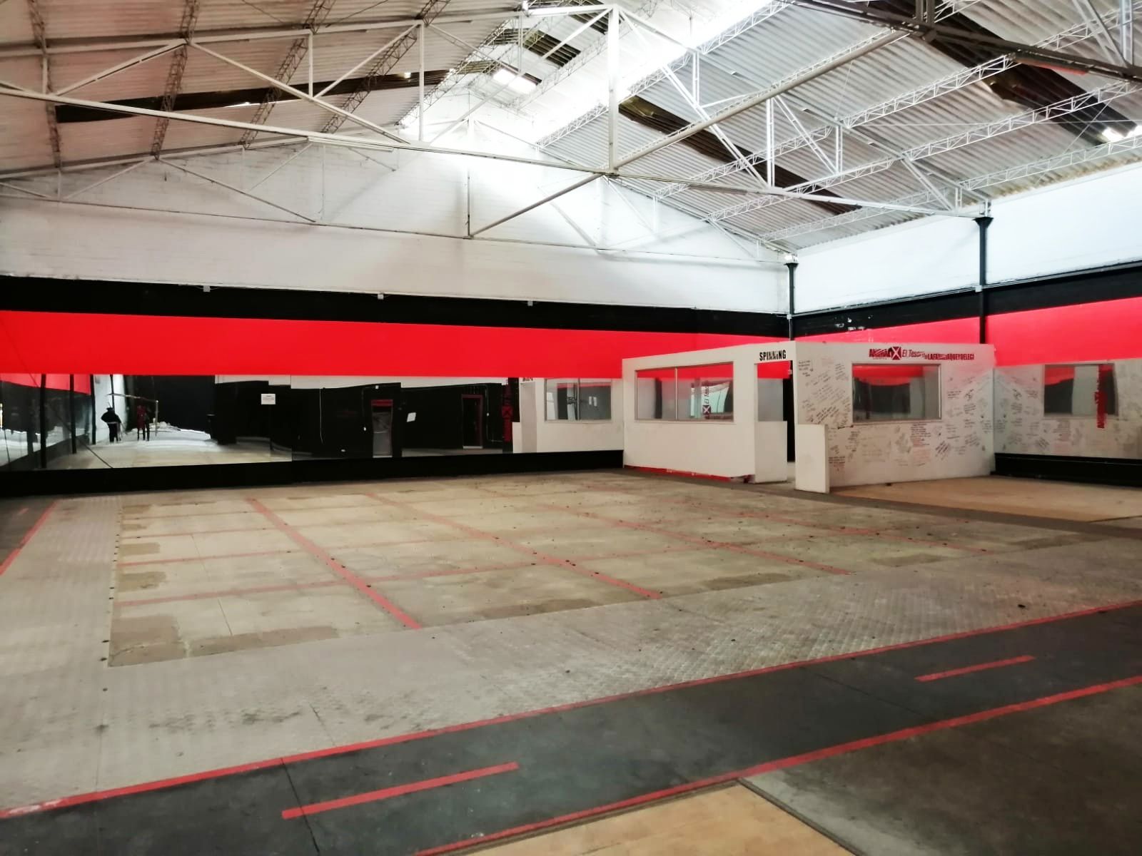 Bodega en arriendo Antioquia Medellín El Tesoro 600 m2 Habitaciones 0 Baños 2 Garajes 2 Precio $19800000