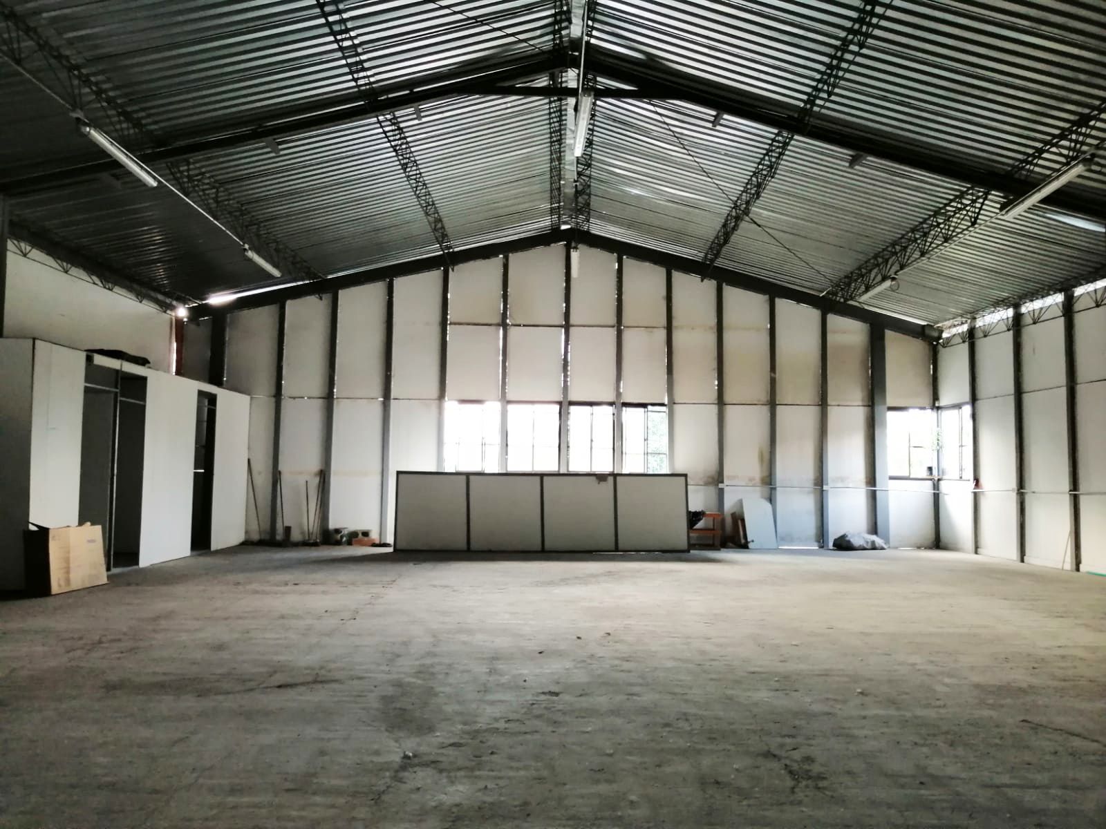 Bodega en arriendo Antioquia Medellín Las Palmas 400 m2 Habitaciones 0 Baños 6 Garajes 1 Precio $11000000