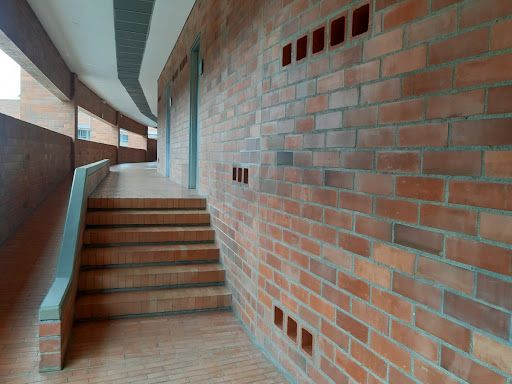 Oficina en venta Antioquia Medellín Las Palmas 81 m2 Habitaciones 0 Baños 2 Garajes 2 Precio $702000000