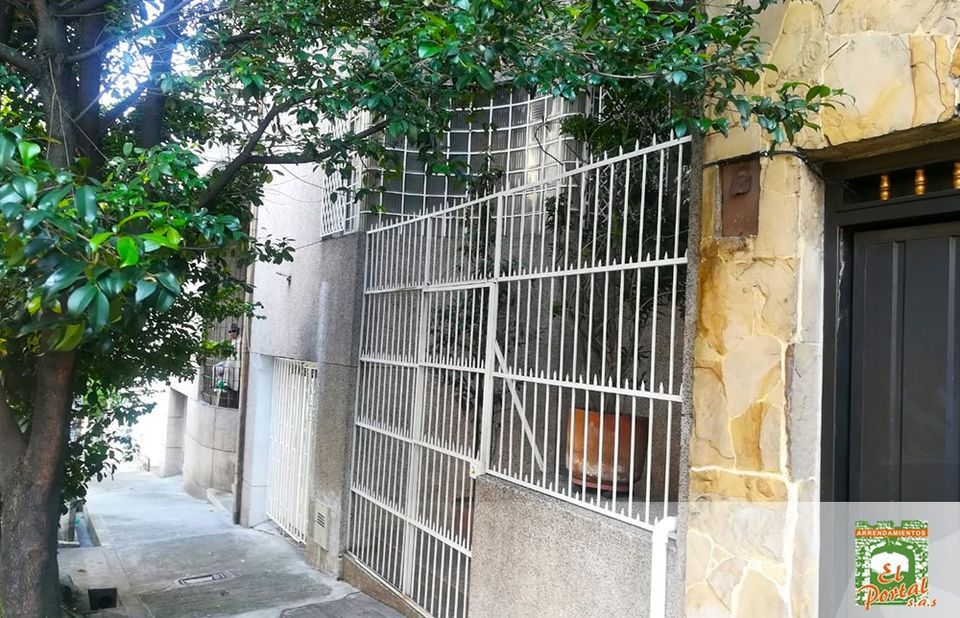 Casa en venta Antioquia Medellín Prado 367 m2 Habitaciones 4 Baños 4 Garajes 2 Precio $700000000