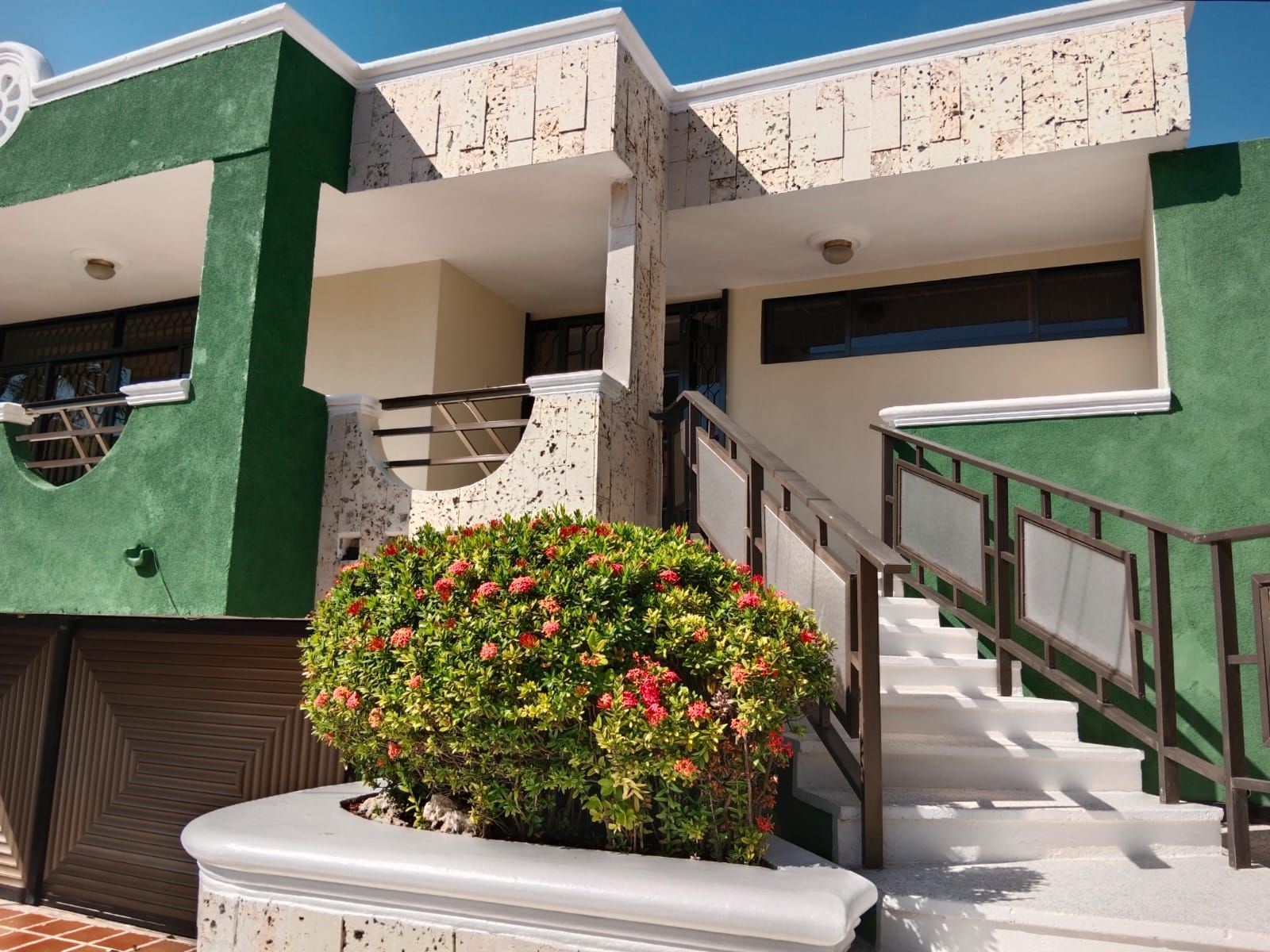 Casa en venta Atlántico Barranquilla Ciudad Jardin 444 m2 Habitaciones 4 Baños 6 Garajes 3 Precio $1500000000