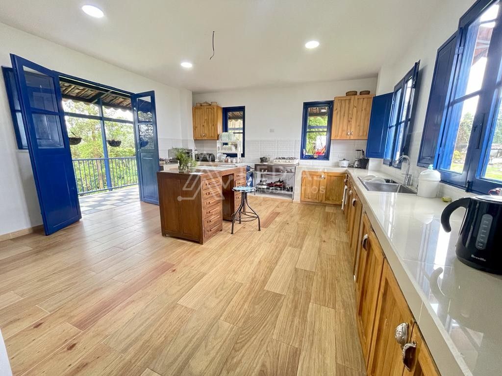 Finca en arriendo Risaralda Pereira Los Alpes 1020 m2 Habitaciones 7 Baños 13 Garajes 5 Precio $15000000