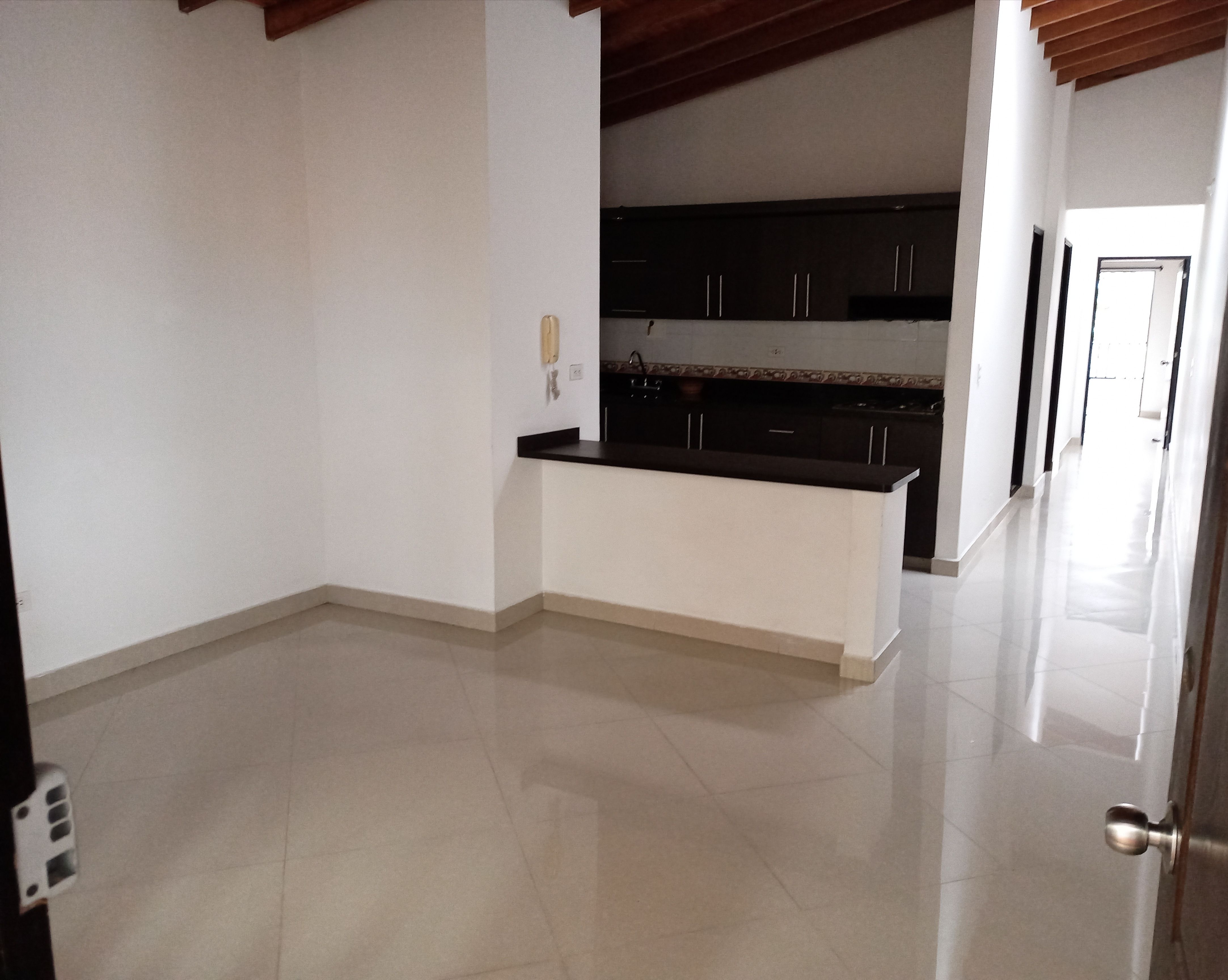 Apartamento en arriendo Antioquia Medellín Santa Fe 65 m2 Habitaciones 2 Baños 2 Garajes 0 Precio $2000000