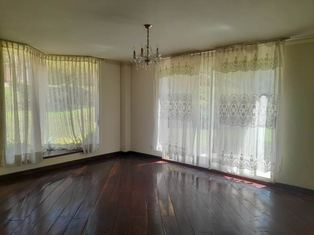 Casa en arriendo Antioquia Medellín Corazon De Jesus 346 m2 Habitaciones 4 Baños 6 Garajes 3 Precio $13000000