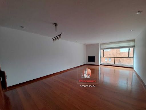 Apartamento en venta Cundinamarca Bogotá Santa Barbara Occidental 195 m2 Habitaciones 4 Baños 2 Garajes 3 Precio $1060000000