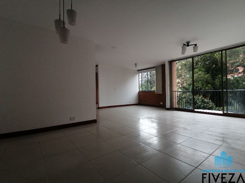 Apartamento en venta Antioquia Itagüí Ditaires 78 m2 Habitaciones 2 Baños 2 Garajes 1 Precio $380000000