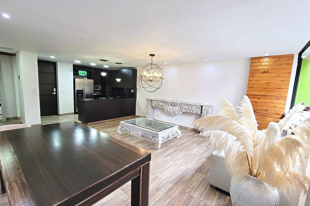 Apartamento en venta Antioquia Envigado Loma De Las Brujas 150 m2 Habitaciones 2 Baños 2 Garajes 2 Precio $725000000