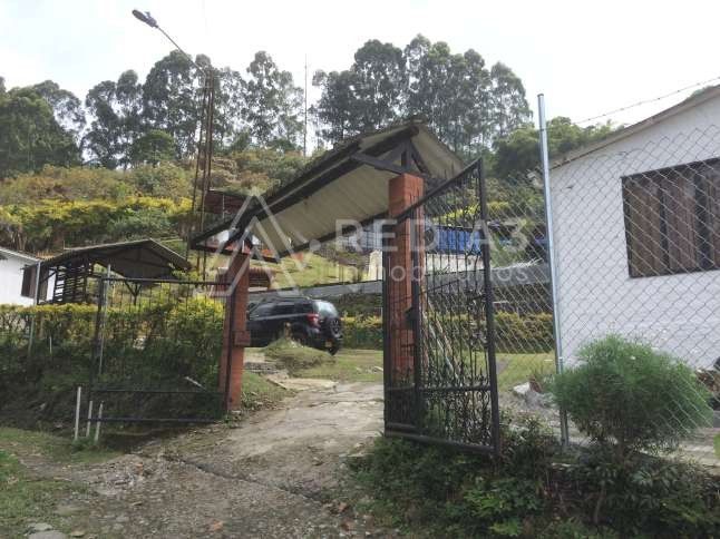 Lote en venta Risaralda Santa Rosa De Cabal Santa Rosa De Cabal 340 m2 Habitaciones 0 Baños 10 Garajes 17 Precio $1150000000