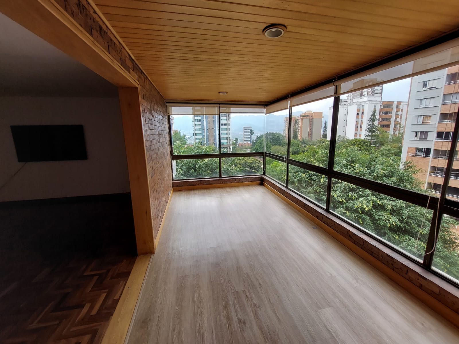 Apartamento en venta Antioquia Medellín Castropol 250 m2 Habitaciones 5 Baños 6 Garajes 3 Precio $1200000000