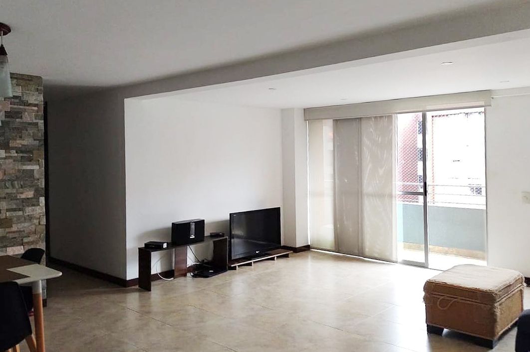 Apartamento en venta Antioquia Envigado Cumbres 90 m2 Habitaciones 3 Baños 2 Garajes 2 Precio $445000000