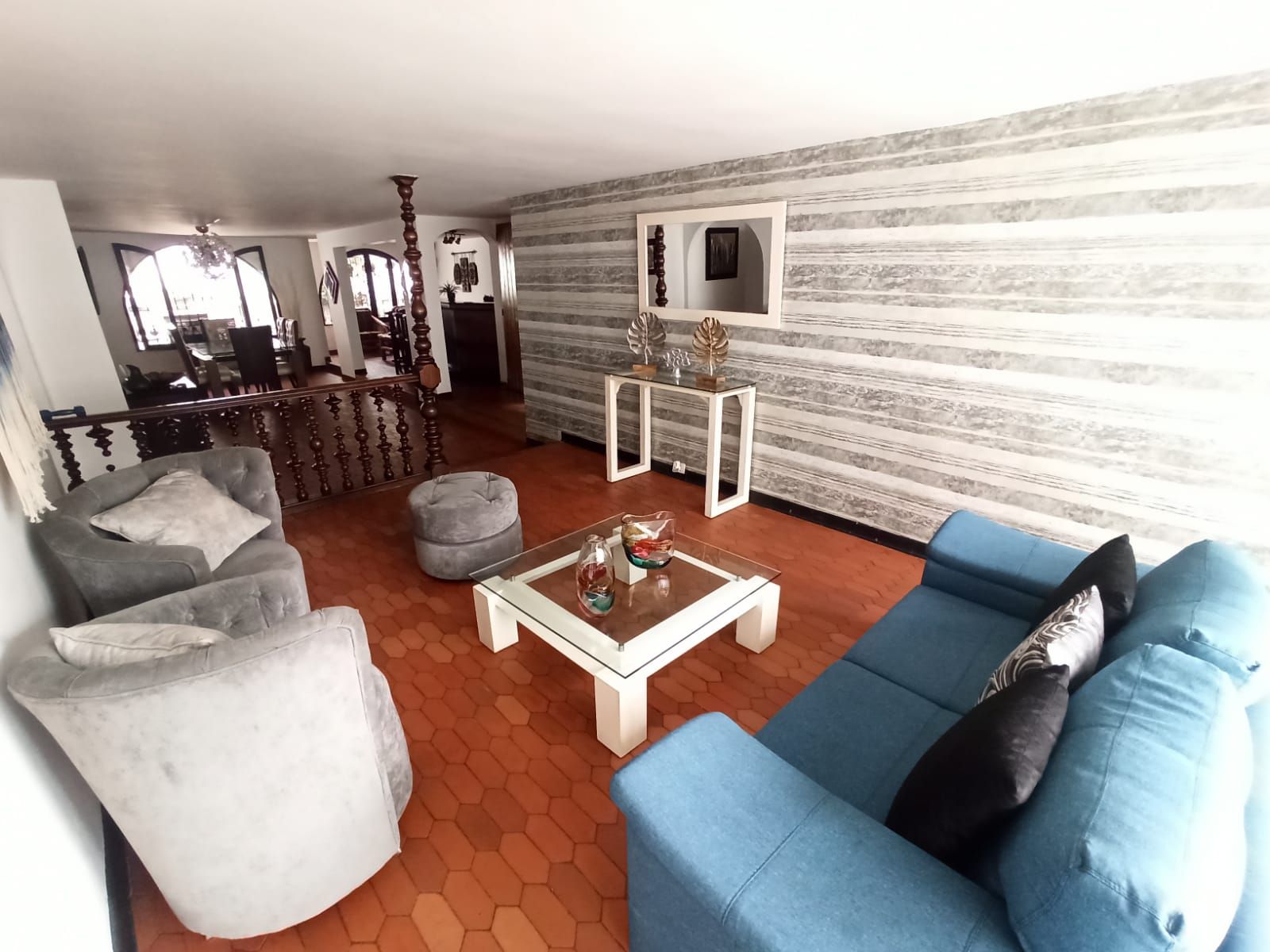 Casa en venta Antioquia Medellín Los Alpes 229 m2 Habitaciones 5 Baños 6 Garajes 3 Precio $1050000000