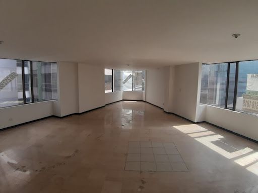 Oficina en arriendo Cundinamarca Bogotá Chico Norte Et Ii 67 m2 Habitaciones 0 Baños 0 Garajes 2 Precio $2500000
