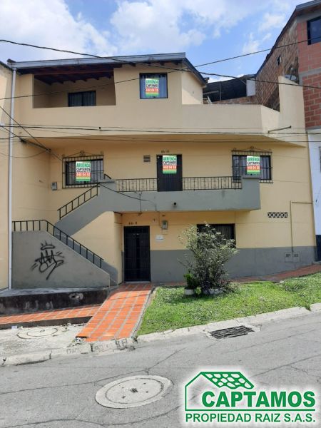 Casa en venta Antioquia Medellín Aranjuez 160 m2 Habitaciones 5 Baños 2 Garajes 0 Precio $550000000