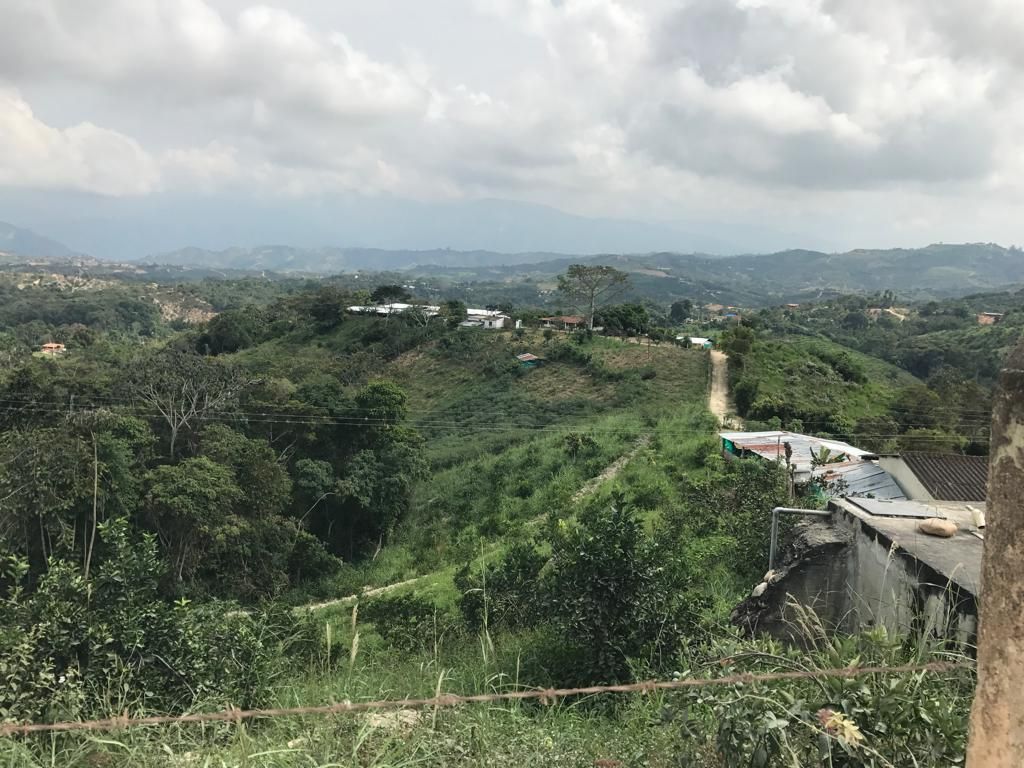 Finca en venta Santander Lebríja Sector Centro 500 m2 Habitaciones 8 Baños 6 Garajes 1 Precio $2000000000