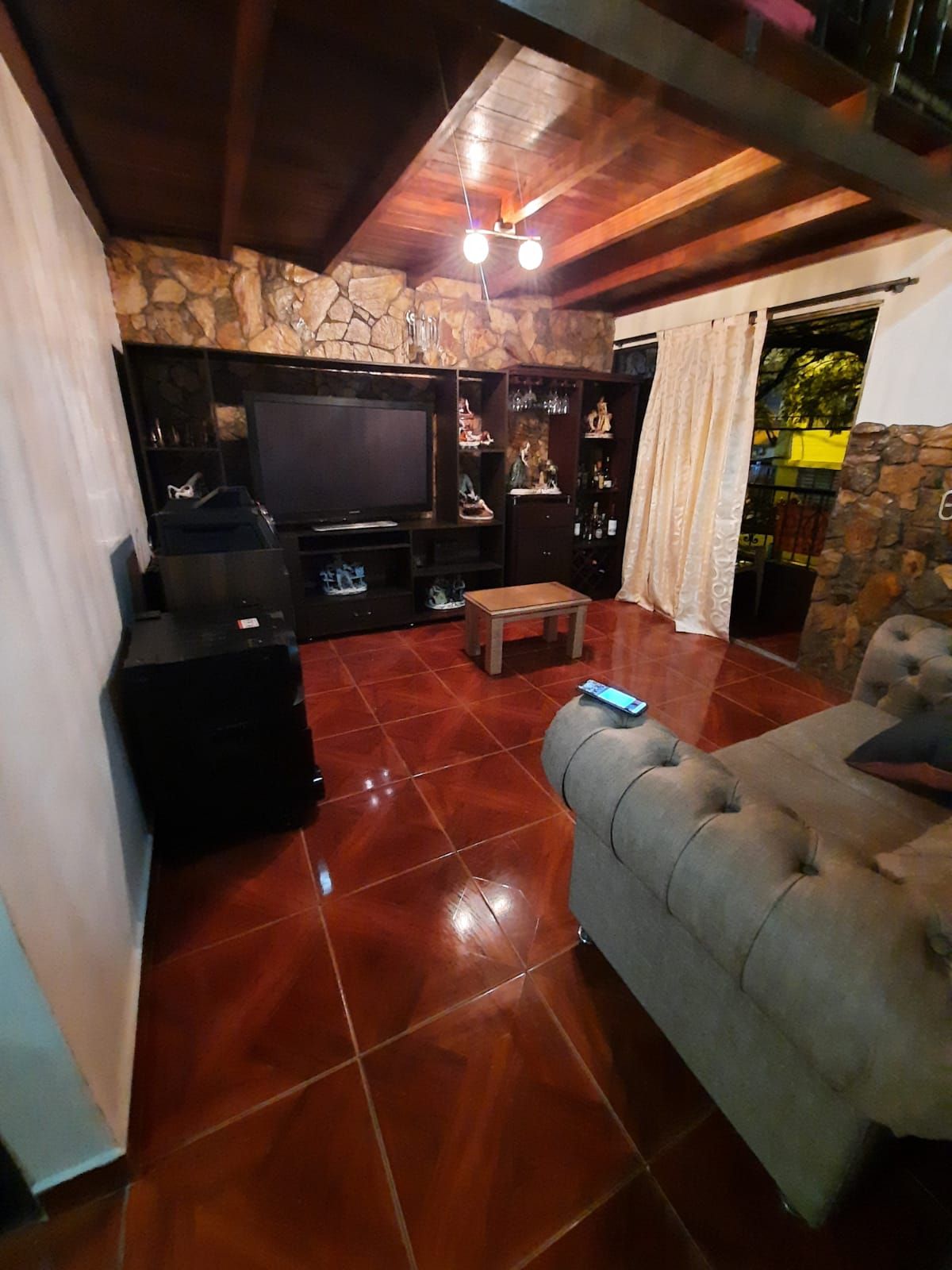 Casa en venta Antioquia Medellín El Salvador 180 m2 Habitaciones 9 Baños 4 Garajes 1 Precio $485000000