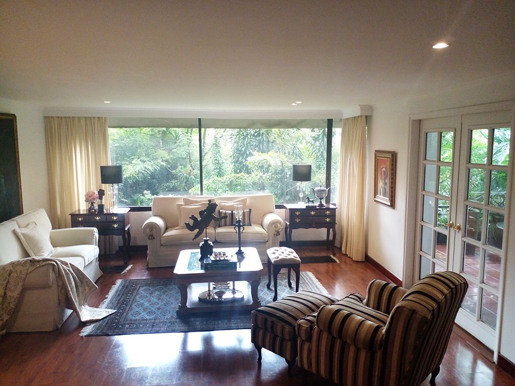 Apartamento en arriendo Antioquia Medellín Las Lomas 2 193 m2 Habitaciones 2 Baños 4 Garajes 2 Precio $4500000