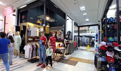 Local en venta Antioquia Medellín La Candelaria 12 m2 Habitaciones 0 Baños 10 Garajes 1 Precio $1150000000