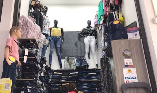 Local en venta Antioquia Medellín La Candelaria 6 m2 Habitaciones 0 Baños 10 Garajes 1 Precio $620000000