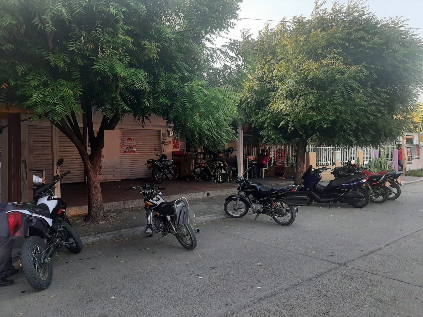 Local en arriendo Córdoba Montería Los Laureles 70 m2 Habitaciones 0 Baños 2 Garajes 1 Precio $2500000