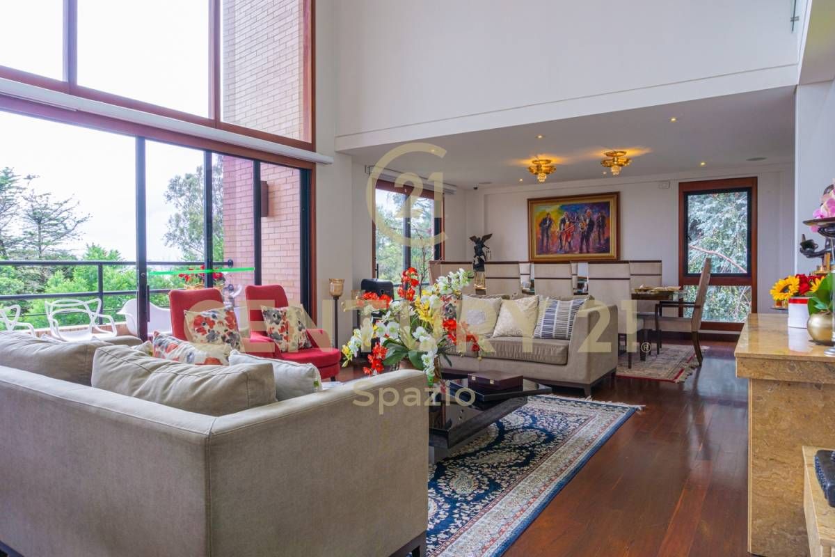 Casa en venta Cundinamarca Bogotá Ginebra Norte 830 m2 Habitaciones 6 Baños 6 Garajes 4 Precio $6400000000