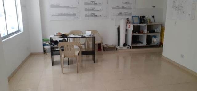 Oficina en venta Caldas Manizales Los Alcazares 41 m2 Habitaciones 0 Baños 1 Garajes 0 Precio $140000000