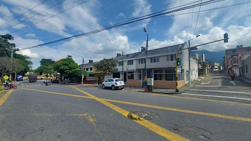 Casa en venta Tolima Ibagué Departamental 180 m2 Habitaciones 2 Baños 4 Garajes 1 Precio $480000000