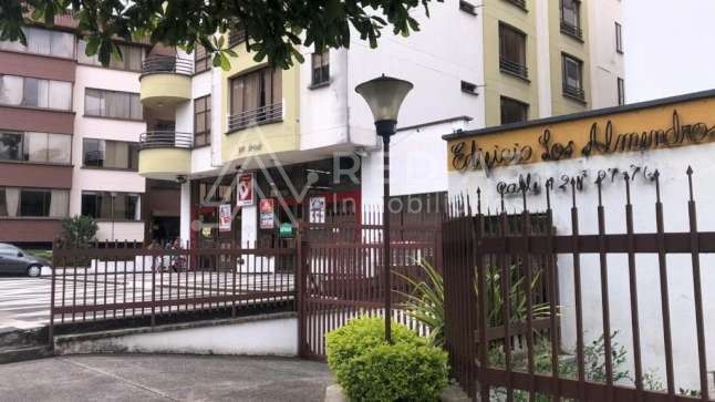 Local en arriendo Risaralda Pereira Br El Rosal 243 m2 Habitaciones 0 Baños 0 Garajes 2 Precio $5000000