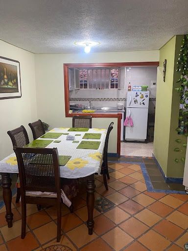 Casa en venta Cundinamarca Bogotá Boston 250 m2 Habitaciones 7 Baños 3 Garajes 0 Precio $430000000