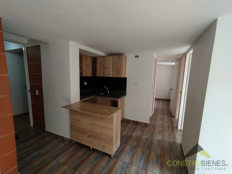 Apartamento en venta Antioquia Medellín Pajarito 60 m2 Habitaciones 3 Baños 1 Garajes 0 Precio $215000000