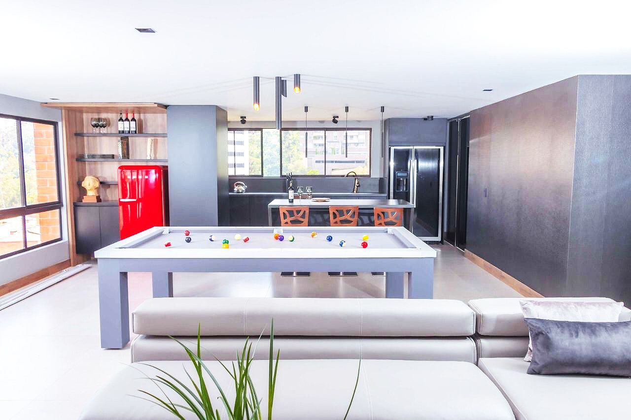 Apartamento en arriendo Antioquia Medellín El Tesoro 200 m2 Habitaciones 3 Baños 4 Garajes 3 Precio $15700000