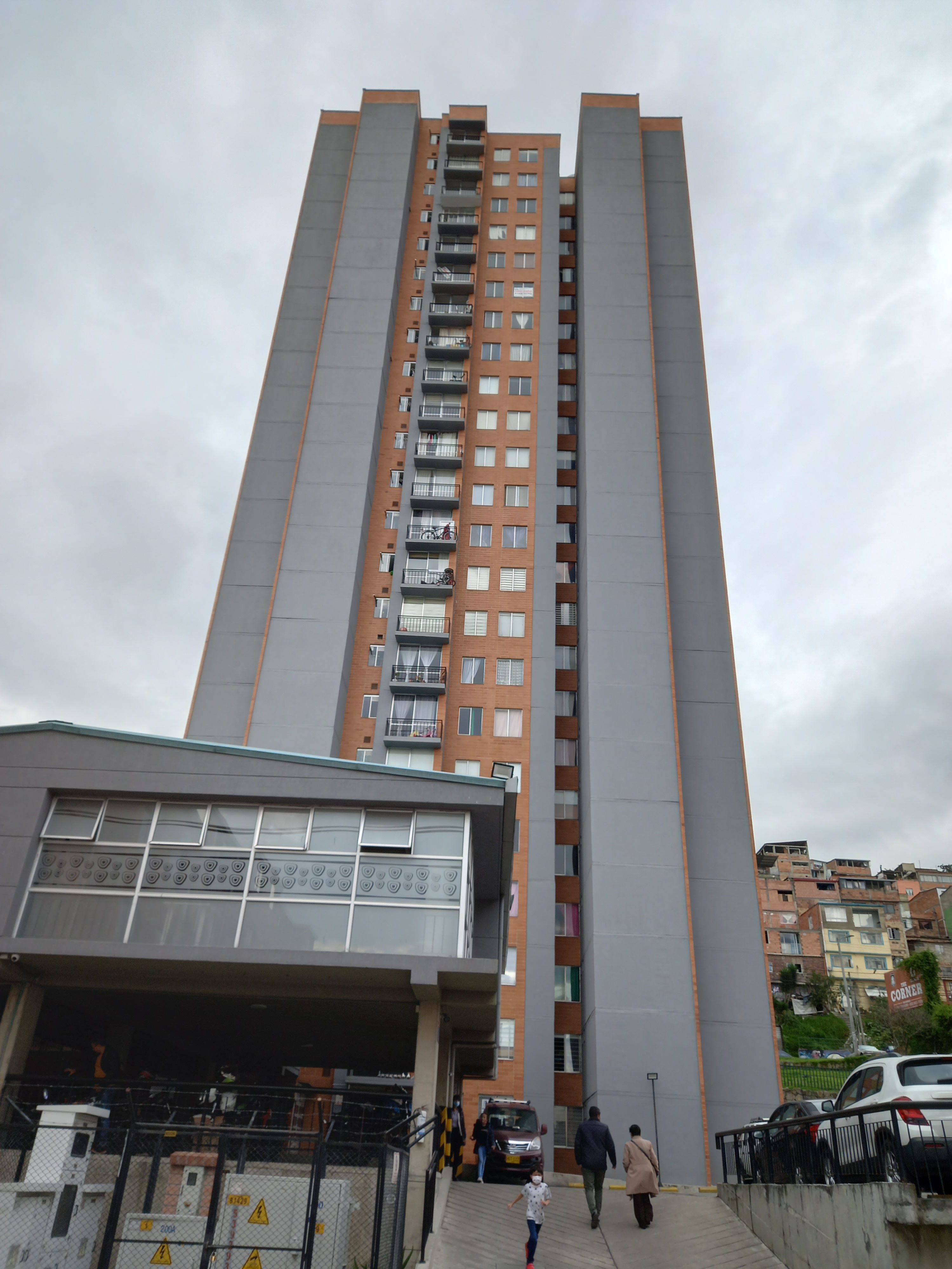 Apartamento en venta Cundinamarca Bogotá Ub De La Sabana 49 m2 Habitaciones 3 Baños 2 Garajes 1 Precio $208000000