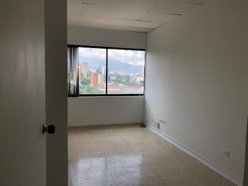 Oficina en venta Antioquia Medellín San Diego 36 m2 Habitaciones 0 Baños 1 Garajes 0 Precio $322000000