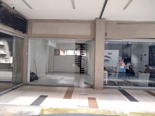 Local en venta Antioquia Medellín Castropol 48 m2 Habitaciones 0 Baños 0 Garajes 1 Precio $560000000