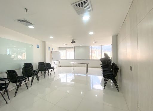 Oficina en venta Antioquia Medellín Villanueva 338 m2 Habitaciones 0 Baños 17 Garajes 12 Precio $1164000000