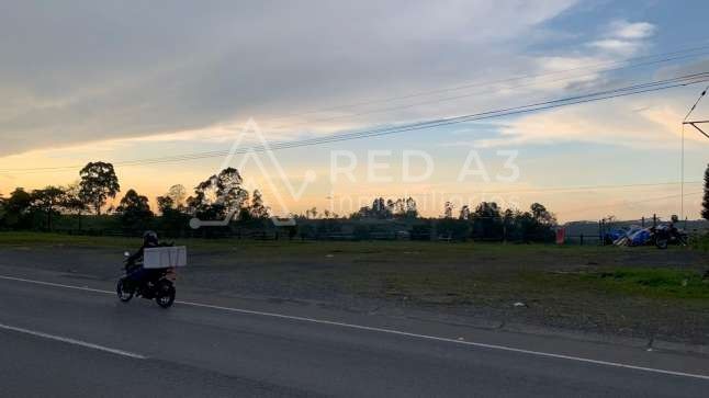 Lote en venta Risaralda Pereira Pereira 0 m2 Habitaciones 0 Baños 10 Garajes 1 Precio $1327410000