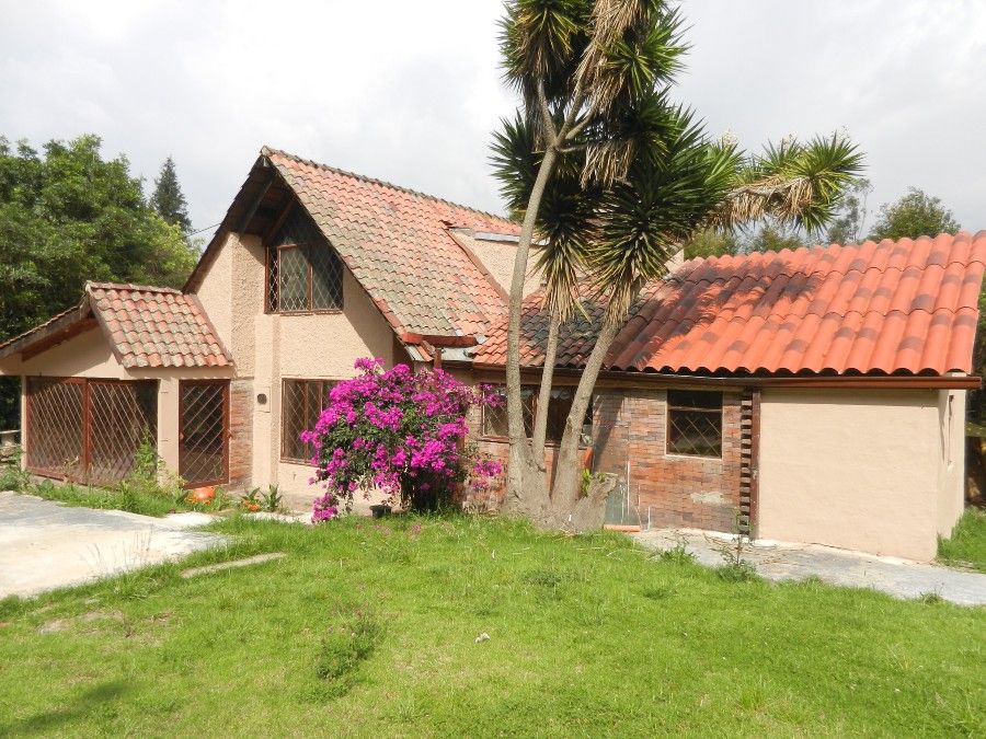 Casa en venta Cundinamarca Chía Chia 130 m2 Habitaciones 2 Baños 2 Garajes 3 Precio $1268500000