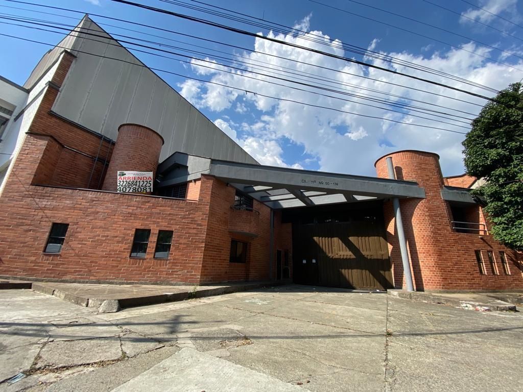 Bodega en arriendo Antioquia Medellín La Aguacatala 2070 m2 Habitaciones 0 Baños 17 Garajes 7 Precio $51000000