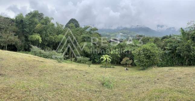 Lote en venta Risaralda Pereira Pereira 1300 m2 Habitaciones 0 Baños 10 Garajes 1 Precio $220000000
